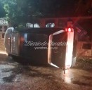 Vuelca una camioneta en calles de Valladolid