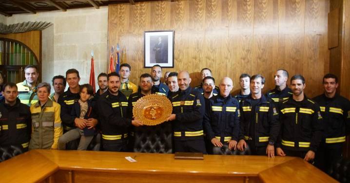 Los Bomberos de la Diputación dan voz al pregón de las fiestas de Alba de Tormes