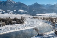 Winter Weather Warning As 15 Inches of Snow To Hit This Weekend