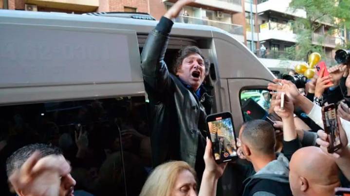 Milei cierra campaña en Córdoba: hora y lugar de la caminata por Nueva Córdoba