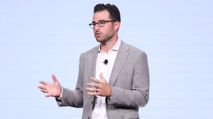 Paramount Hires Jay Askinasi as Chief Revenue officer