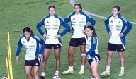 “Tengo a unas jugadoras que pueden ganarle a cualquiera”: Pedro López confía en clasificación del Tricolor femenil al Mundial y a JJ.OO