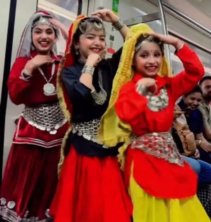 Delhi Metro's young stars groove to 'Pehla Pehla Pyaar Hai' in viral video