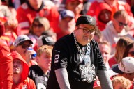 Raiders’ season all but over after another blowout loss before bye week
