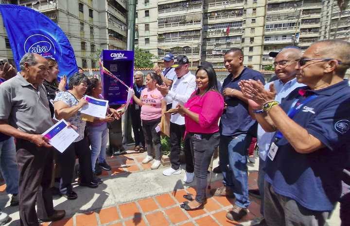 Distrito Capital: Habitantes de Casalta III celebran la llegada de Aba Ultra