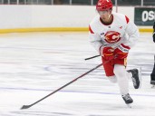 Zayne Parekh earns a Calgary Flames roster spot 