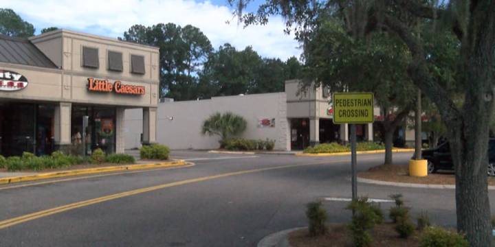 Beaufort residents concerned with safety, ask for changes after shootings at popular shopping plaza