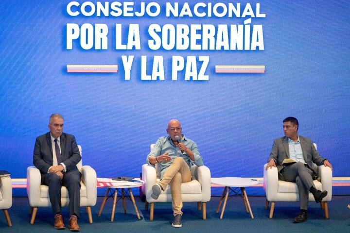 Venezuela denuncia que despliegue militar de EE.UU. favorece al narcotráfico en el Pacífico
