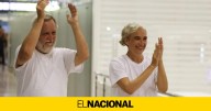 Ada Colau y Jordi Coronas llegan a Barcelona y denuncian "maltratos" por parte de Israel