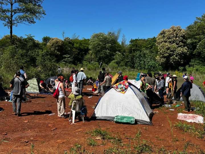 Se filman escenas de la película Ilegal en Puerto Esperanza