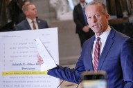Fracasa intento en Senado para reabrir gobierno de Trump