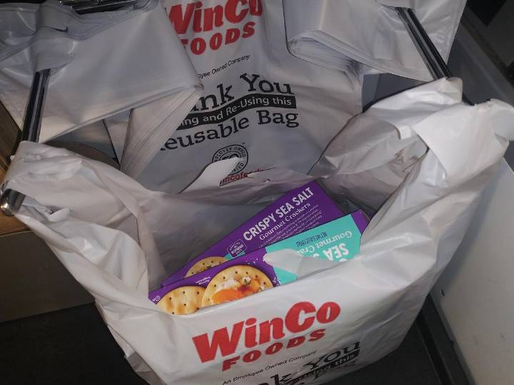 Price Of Single-Use Plastic Bags In WA Increasing To 12 Cents
