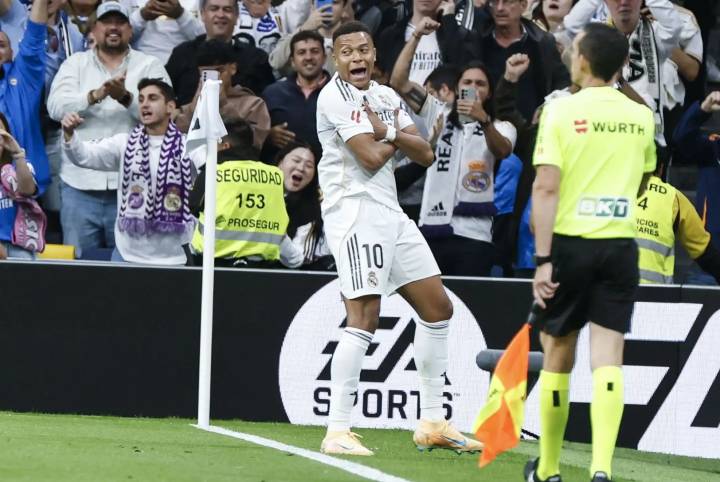 Partido de la décima jornada de LaLiga EA Sports, Real Madrid gana 2 a 1 al Barcelona