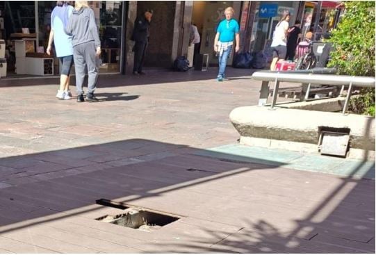 Piden explicaciones por los pisos rotos en la Peatonal San Martín
