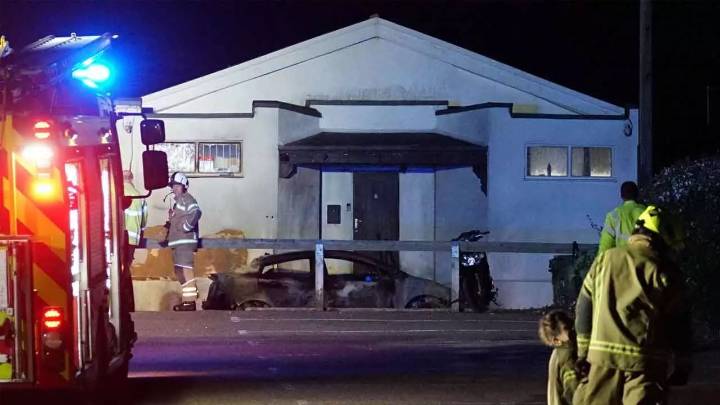 UK Mosque Set on Fire in Sussex, Police Probe Hate Crime