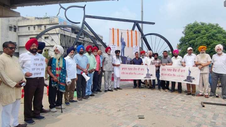 1965 Indo-Pak war hero’s 60th martyrdom anniversary: Protest held seeking immediate restoration of memorial