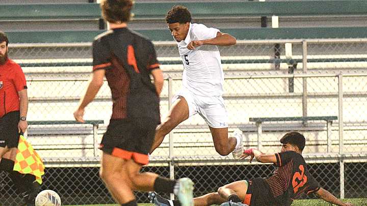 New Hanover vs Hoggard