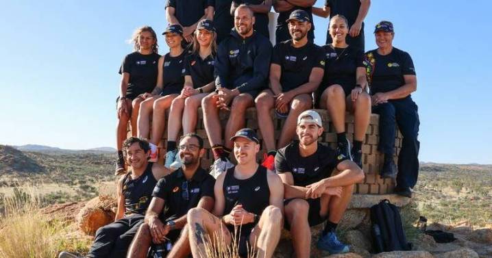 Indigenous footy legends lace up for New York marathon