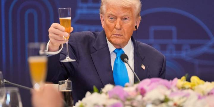 Trump isn't canceling travel, golf, or his ballroom, even with the government shuttered and 750,000 furloughed federal employees