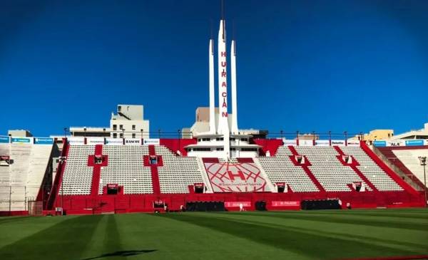 Otro club en crisis: FIFA inhibe a Huracán por deudas y complica su futuro deportivo