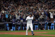 ALCS: Eugenio Suárez’s 8th-inning grand slam gives Mariners a 3