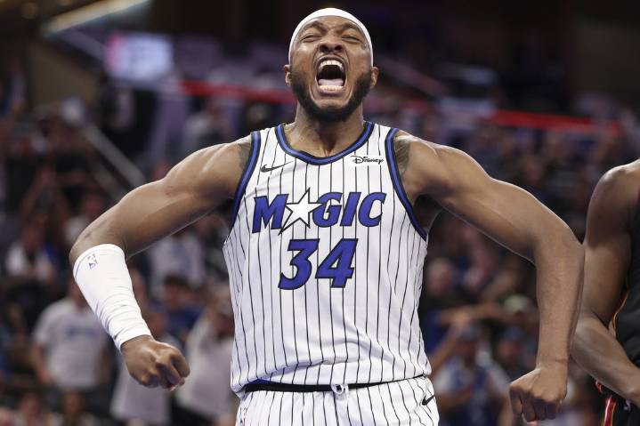 Deadspin | Hopeful Hawks, Magic set for early-season division matchup