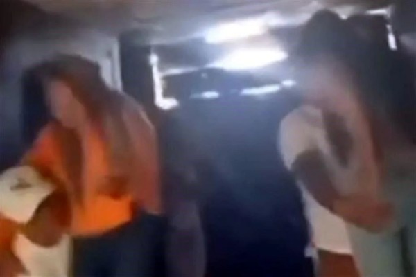 Video.- Exhiben fiesta con mujeres y alcohol en penal de Puebla