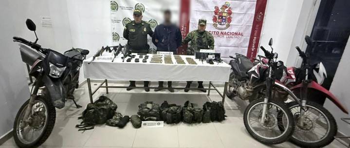Autoridades incautan arsenal bélico de grupo armado en Nariño