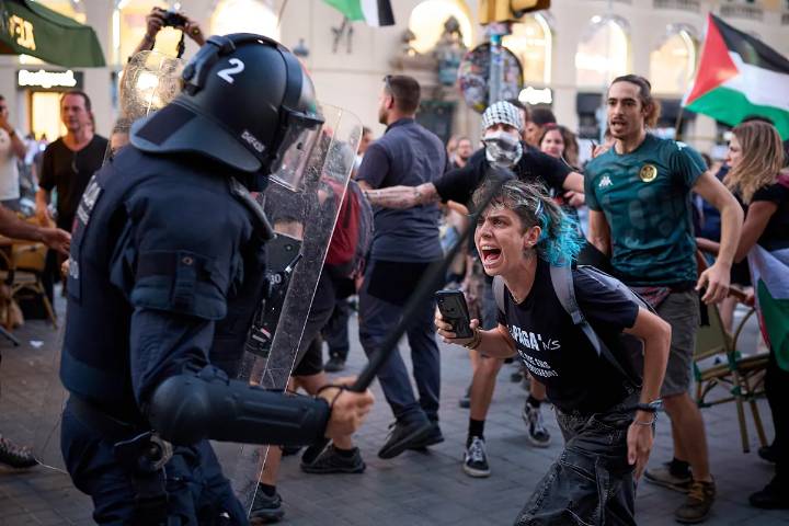 Altercados en Barcelona en una segunda manifestación de apoyo a Gaza