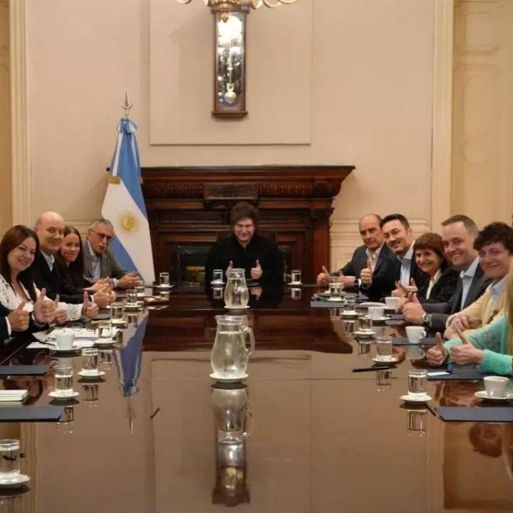 Milei reunió a su Gabinete en medio del escándalo por Espert, la tensión financiera y las internas de campaña