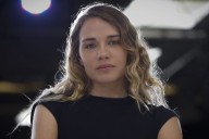 "No les di opción". Es hija de una actriz y modelo, tuvo un pasado hippie y hoy su pasión es el teatro clásico