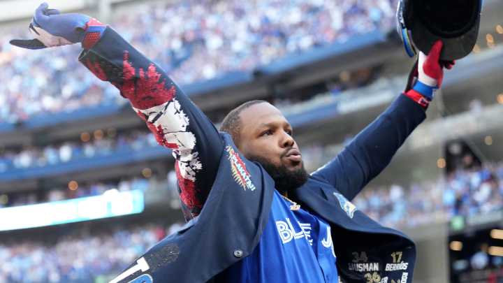 Guerrero Jr. authors new signature moment with epic swing in Blue Jays’ win