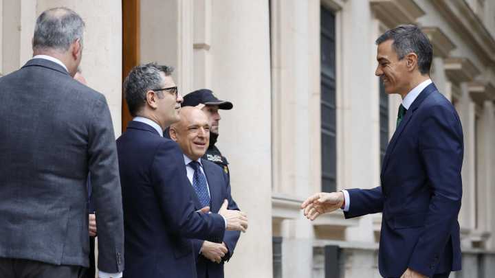 "Alguien tendrá que explicar por qué el PSOE hacía pagos en efectivo superiores a 1.000 euros cuando las sanciones tributarias por esas cantidades son del 25%"