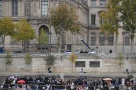 Thieves steal crown jewels in 4 minutes from Louvre Museum