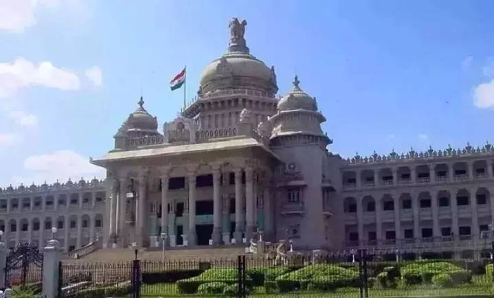 Issue SC certificates to persons belonging scheduled castes, conv...
