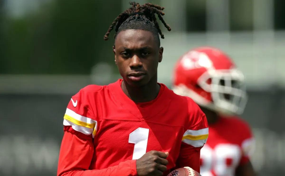 Is Xavier Worthy playing tonight for Chiefs vs Jaguars on MNF in Week 5 of 2025 NFL season?