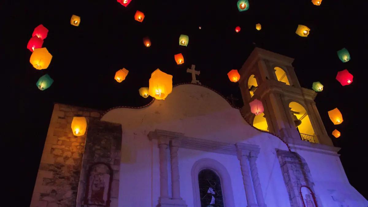 Cuetzalan alza el vuelo con el Primer Festival Internacional de Globos Artísticos de Papel