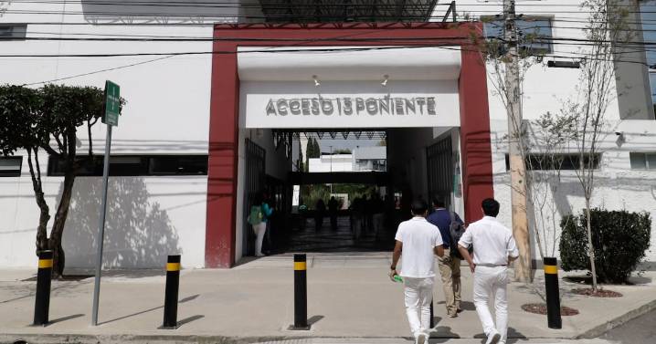 Hallan restos de un feto en baños de universidad poblana, inicia investigación