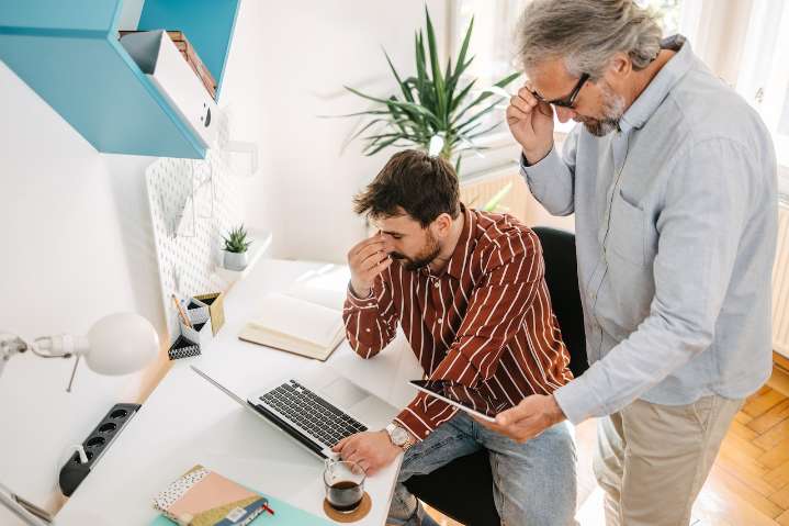 Dear Annie: How can I get my micromanaging manager off my back?