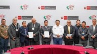 Ejecutivo y transportistas firman acta para instalar una mesa técnica y acuerdan levantar paro