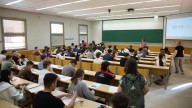 Los decanos de Educación defienden una prueba específica para entrar a Magisterio y que los estudios duren cinco años
