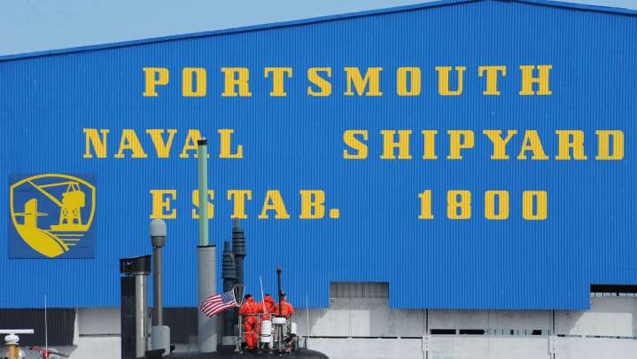 Portsmouth Naval Shipyard workers labor without pay in shutdown