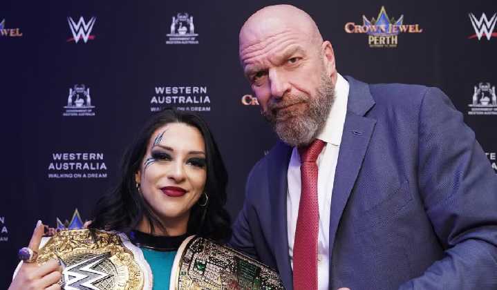 ¡La más grande es chilena y se hizo en México! Stephanie Vaquer vence a Tiffany Stratton y consigue anillo de Crown Jewel