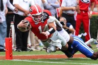 No. 12 Georgia bounces back from first loss of the season to beat Kentucky 35