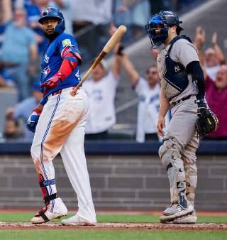 Yankees, contra las cuerdas