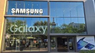 Samsung lets you 'Experience' the Galaxy in more stores across the US