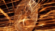Bitcoin hits record high above US$125,000