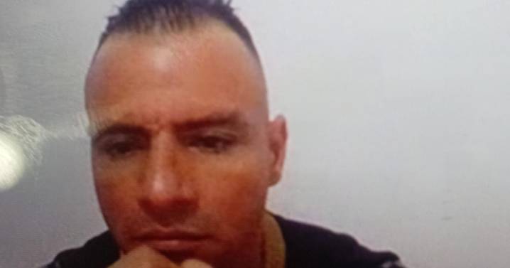 Se metió a las malas a negocio de Villamaría, le reclamaron y amenazó con cuchillo