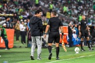 Técnico de Nacional respaldó a Cardona tras su expulsión en Copa Colombia y pidió a los árbitros analizar las jugadas: “Ver más allá”