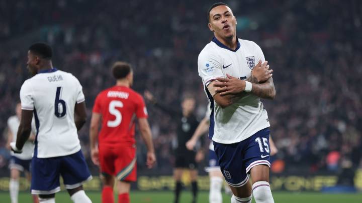 Rogers firmly enters No. 10 debate for Tuchel's England